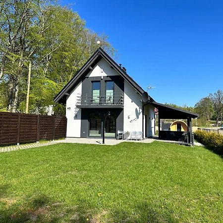 Domowy Zakatek Vila Tuchom Exterior foto