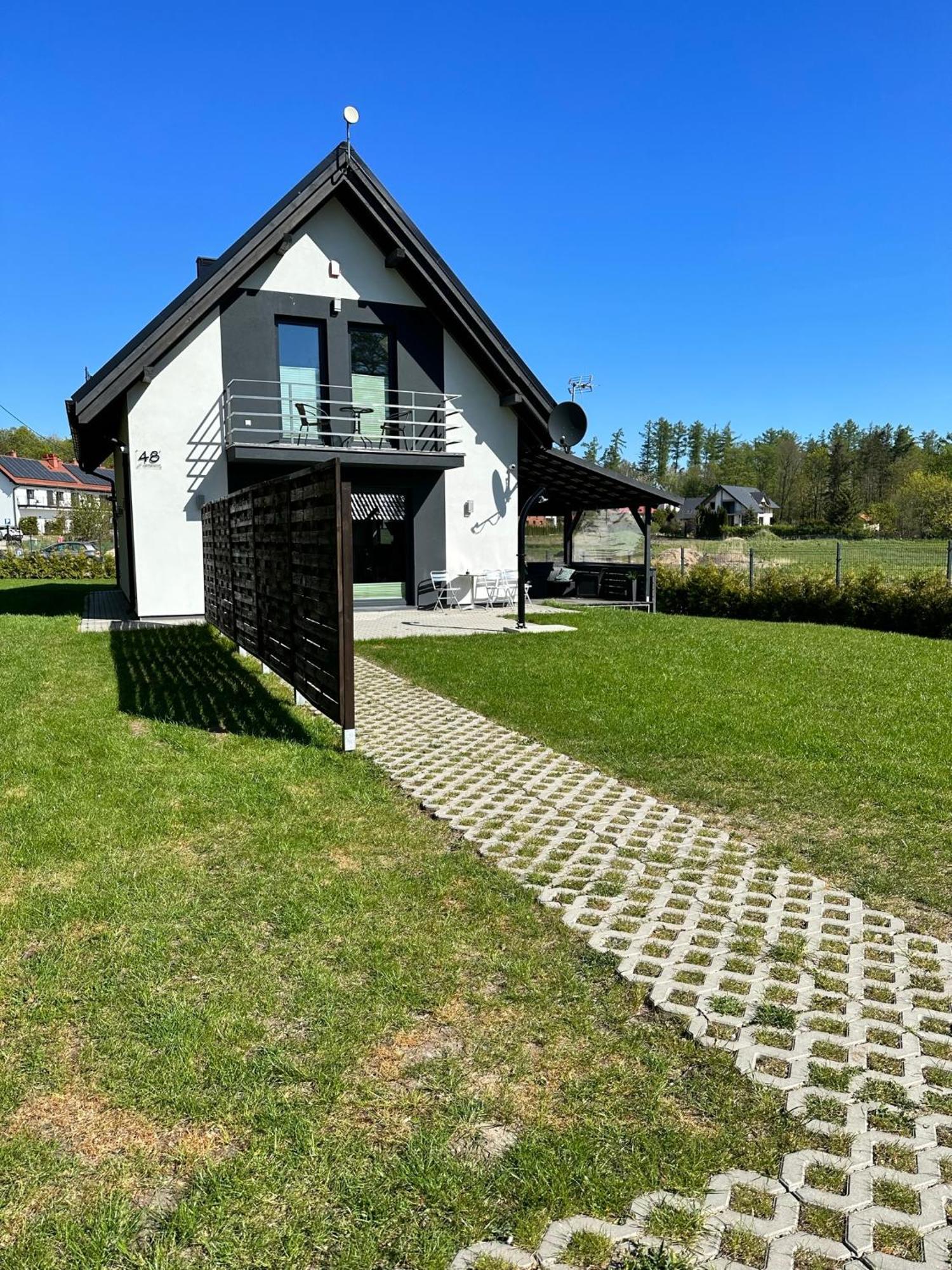 Domowy Zakatek Vila Tuchom Exterior foto